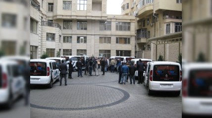 Bakıda kütləvi “kupça”  paylanır