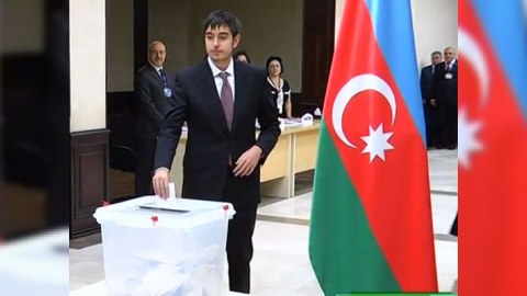Azərbaycan prezidentinin oğlu ilk dəfə səs verdi