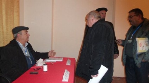 Pənah Hüseynin dairəsində münaqişə yaşandı