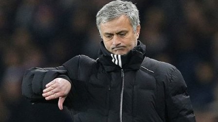Roman Abramoviç Mourinyoya bir həftə vaxt verdi