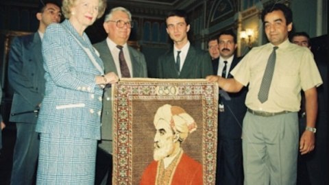 Bakının məşhur qonaqları: Marqaret Tetçer Bakıdan qiymətli hədiyyə apardı - FOTOLAR 