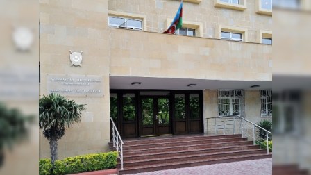  Lökbatandakı məktəbdə silahlı insidentlə bağlı rəsmi məlumat 