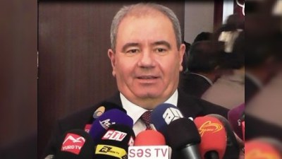 Sabiq nazir Əli Abbasov: “Evimdə oturmuşam” 