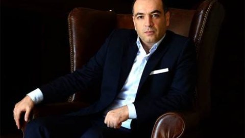 Azərbaycanda deputatlığa keçmiş namizədin atası baş həkimlikdən çıxarıldı