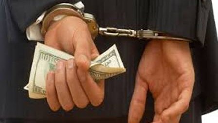  Paytaxtda qadın dələduzluğa məruz qalıb 