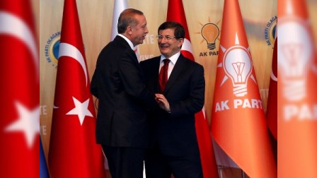  Ərdoğan Davudoğluna hökumət formalaşdırmağı tapşırdı 