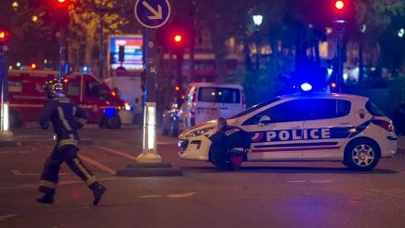 Parisdə polis terorçularla atışdı: ölənlər və yaralananlar var