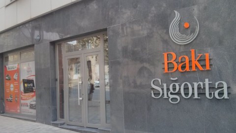 Məcburi köçkün Bakı Sığorta Şirkətindən şikayətçidir 