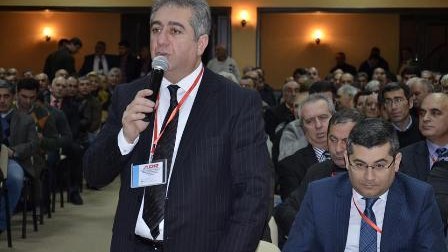  -“Fit verənlər və stats sekretarlar” institutları öyrənilsin -   İqtisadçıdan maraqlı təklif  