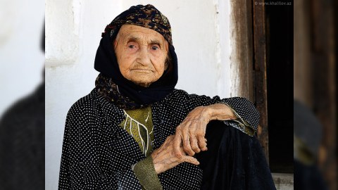 Azərbaycanda 100 yaşa görə qadınlar kişiləri 8 dəfə üstələdi