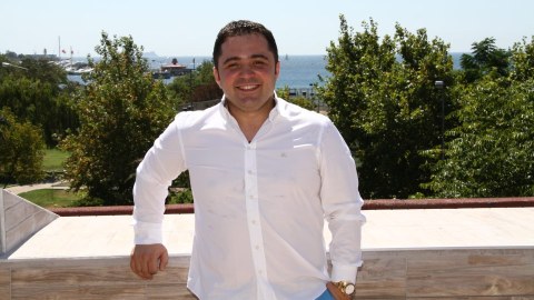 Azərbaycanlı milyarder Türkiyədə diş xəstəxanası açır