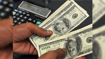 Dollar bahalaşdı 