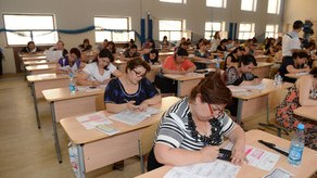 2 mindən çox müəllim qiymətləndirildi