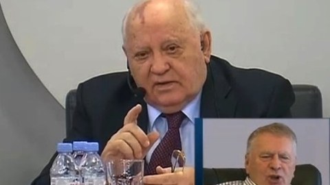 Qorbaçovu Jirinovskiyə görə cərimələdilər