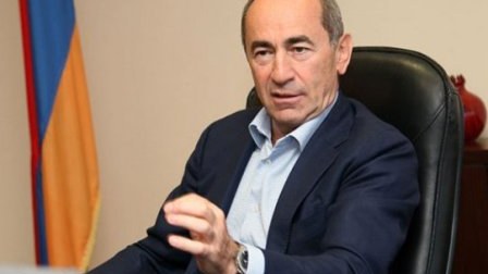 Köçəryan referendumu boykot etdi