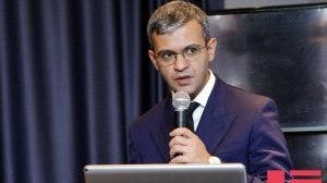 Ramiz Həsənov institut direktorunu özünə köməkçi təyin etdi