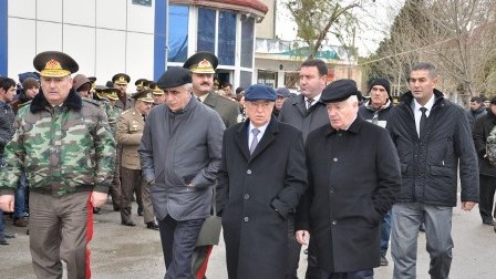  Nazir yanğın yerinə ilk çatan gəmi kapitanının dəfn mərasimində iştirak edib 