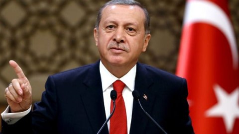 Ərdoğanın prezidentlik maaşı artırıldı