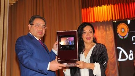 Türkiyənin tanınmış aktrisası BDU-da - FOTOLAR