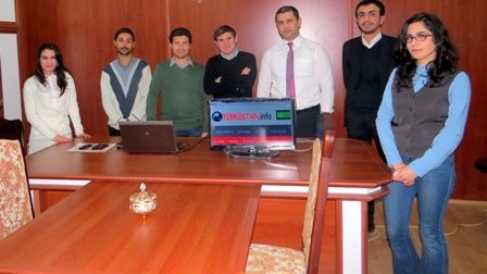 Turkustan.info 4 dildə fəaliyyətə başlayır