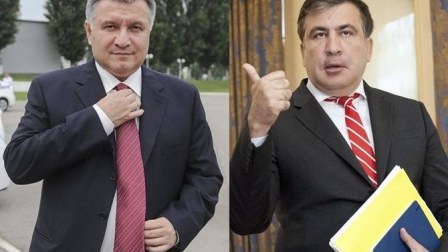Gürcü-erməni dueli – Avakov Saakaşvilini necə islatdı – VİDEO