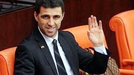 Hakan Şükür Türkiyədən baş götürüb ABŞ-a getdi