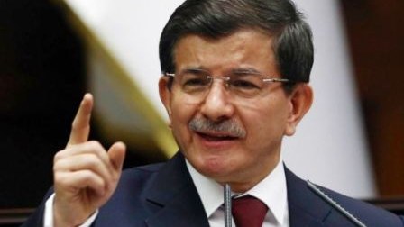 Əhməd Davudoğlu “Feysbuk”u çökdürdü