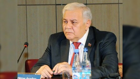  Azərbaycan Türkiyə-Rusiya əlaqələrinin yaxşılaşmasına kömək etməyə hazırdır  