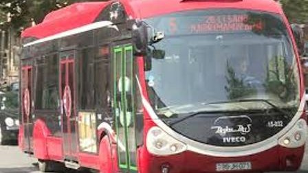  “BakuBus” şirkətinin avtobusu qəza törətdi 