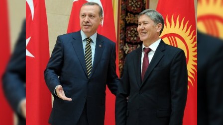 Qırğız prezident Türkiyəni Rusiyadan üzr istəməyə çağırdı