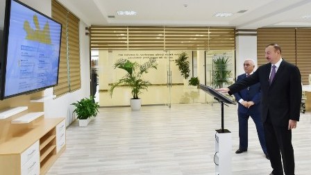 Prezident Bakıda yarımstansiyaların açılışlarında oldu 