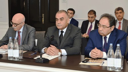 Təhsil naziri rektorları iclasa topladı