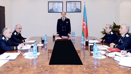 Nazir 34 ədliyyə işçisini cəzalandırıb