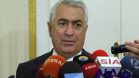 Cavid Qurbanov 73 dəmiryolçuya yeni mənzil verdi