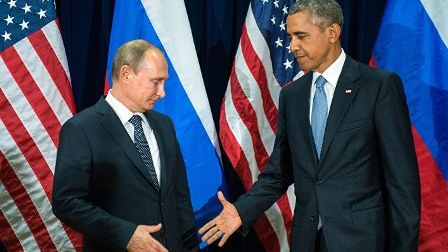 Putin Obama ilə müzakirə apardı 