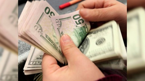 Pul xərcləmədən necə pul qazanmalı? - Böhran dövrünün vacib TƏLƏBLƏRİ