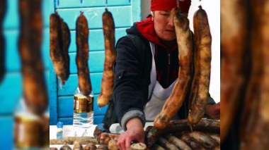 Qırğız milli yeməyini "təhqir edən" britaniyalı saxlandı 