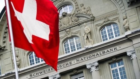 Bu ölkədə milli valyuta möhkəmləndi – banklar 23 milyard itirdi