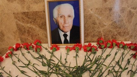 Təhsil nazirinin sabiq müavini vəfat etdi 