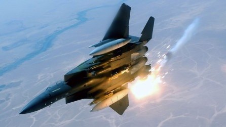 Britaniya ilk dəfə İŞİD-i bombaladı 