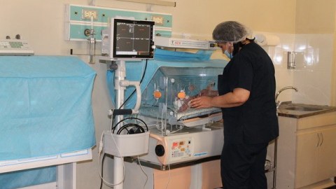 Sumqayıtda ŞOK: körpələr 10 min manata satılır