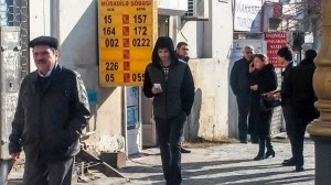 Bakıda valyutadəyişmə məntəqələri BAĞLANDI 