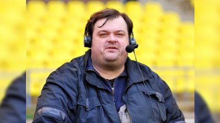 Efirə içkili gələn məşhur futbol şərhçisi qovuldu