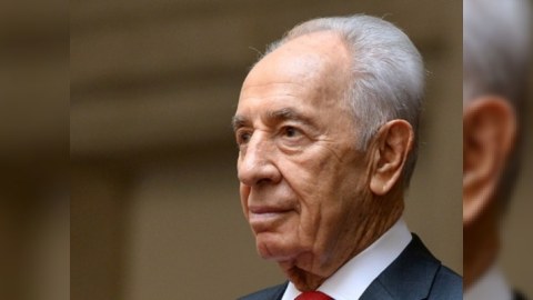 İsrailin eks-prezidenti infarkt oldu