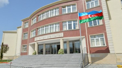 Rayon məktəblərində qeyri-pedaqoji kadrlarla bağlı qaydalar dəyişdiriləcək