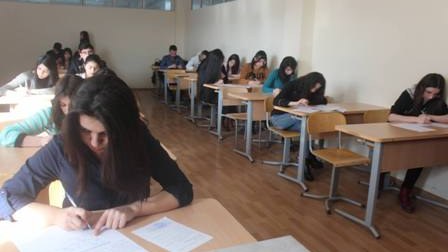 Kooperasiya Universitetində imtahanların gedişi izlənildi, tələbələr razılıq etdilər - FOTOLAR