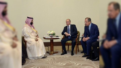 Putin Qətər əmiri ilə görüşəcək