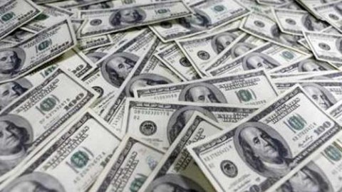 Bakıda 35 banka 300 milyon dollar satıldı