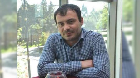  Paytaxtda jurnalistin mənzili qarət edilib  