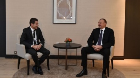 İlham Əliyev Davosda görüşlərə başlayıb 